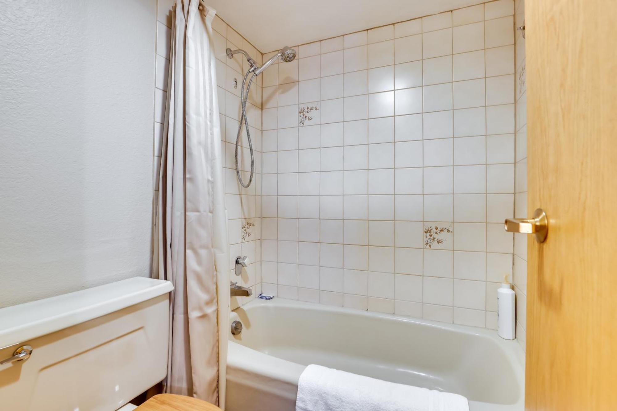 Ski-Inandski-Out Retreat With Iron Horse Pool Access! วินเทอร์พาร์ค ภายนอก รูปภาพ